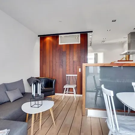 Appartement Awesome In With Kitchen